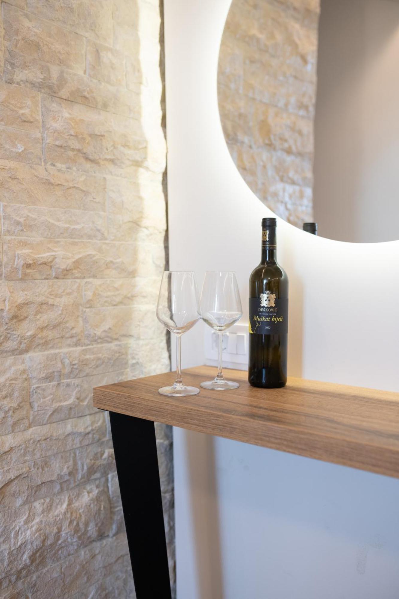 Christian Studio Apartments Ουμάγκ Εξωτερικό φωτογραφία